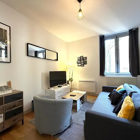 Bel T2 Duplex En Hyper Centre, 3*, Parking, 4 Pers., Proche Thermes Et Commerces - Fr-1-608-233 * La Bourboule