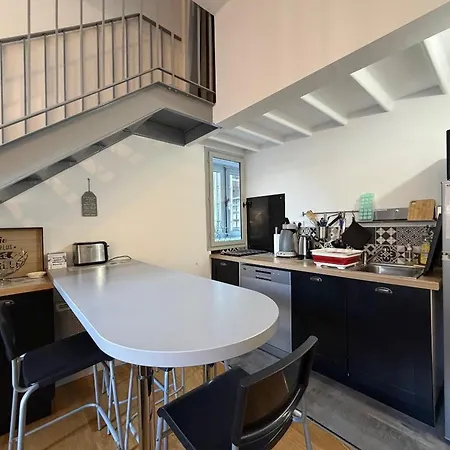 La Bourboule: T2 Duplex 3* Hyper Centre Avec Parking - Fr-1-608-233